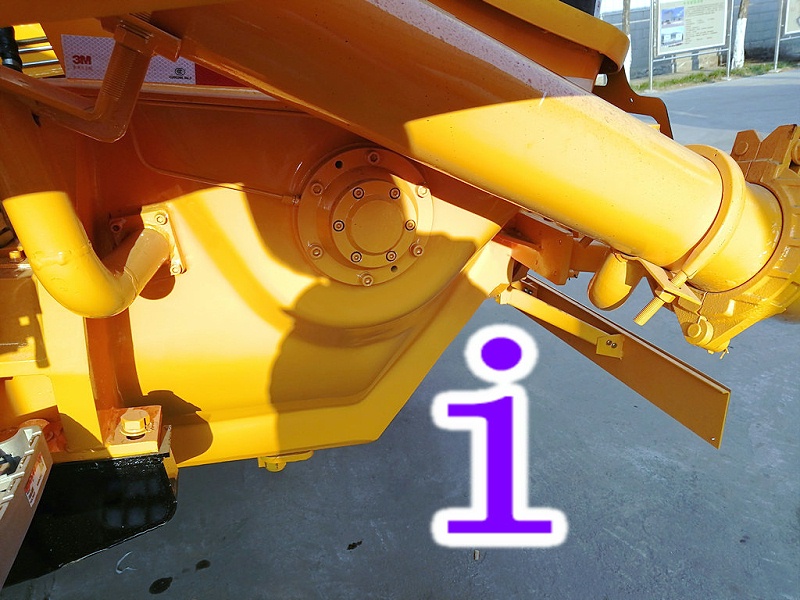 青島小型混凝土泵車價格 (8)