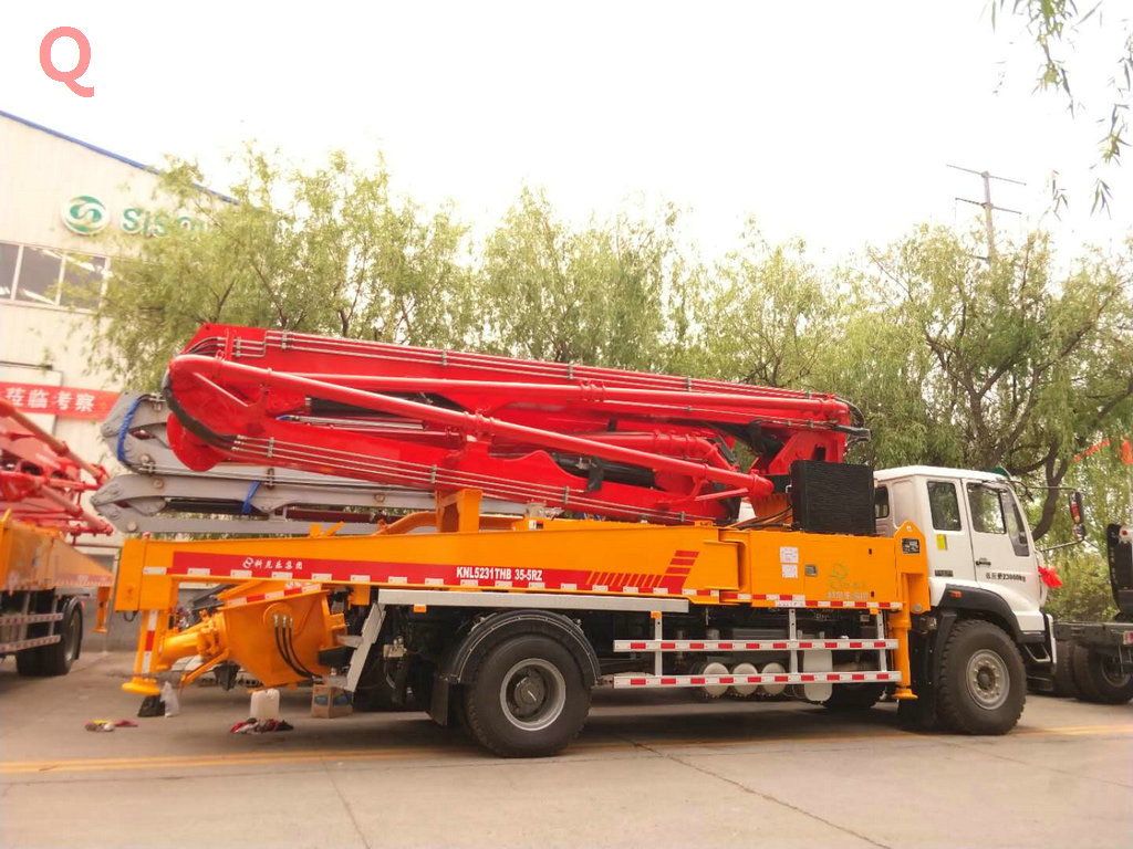 天泵，小型泵車，小型混凝土泵車