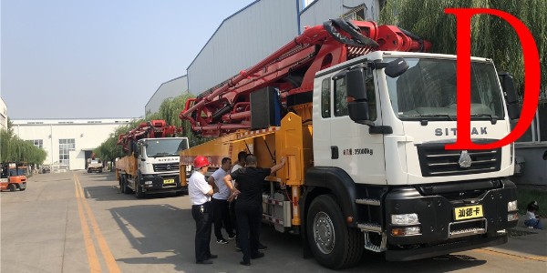 在混凝土泵車和混凝土泵不同價格下你怎么選擇