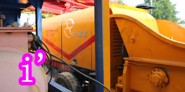 哪種情況下混凝土泵才能選用直接打水法進行泵體的清潔工作？