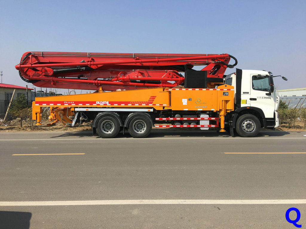 小型混凝土泵車,小型泵車,天泵,混凝土泵車 小型混凝土泵車,小型泵車,天泵,混凝土泵車