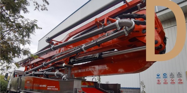 混凝土泵車為什么離不開潤滑油？