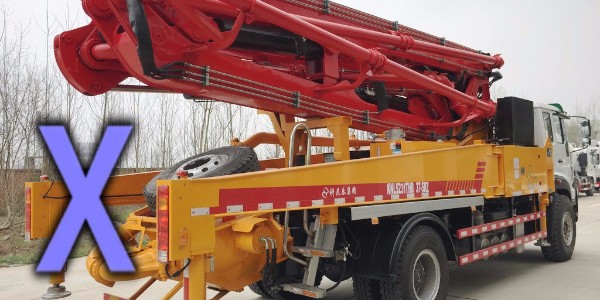 小型泵車—澆注時，所泵送的骨料出現空隙該咋辦？