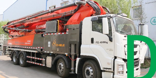 拆出料管法將泵車管道清洗干凈