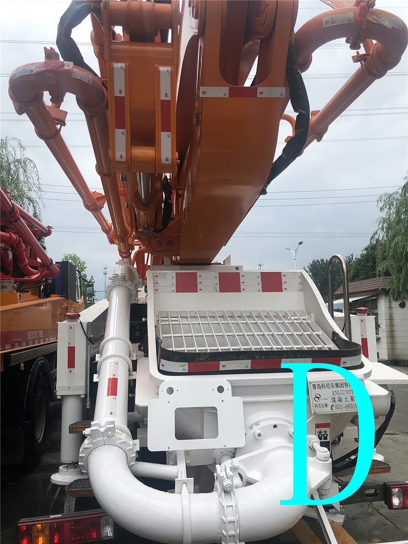 青島小型混凝土泵車價(jià)格 (5)