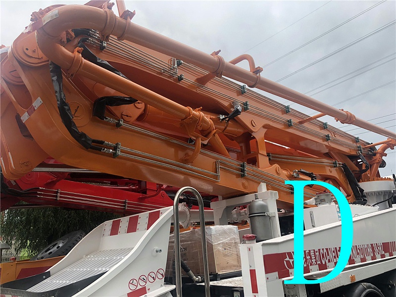 青島小型混凝土泵車價(jià)格 (7)