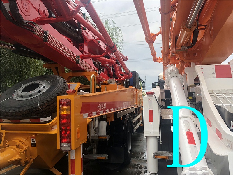 青島小型混凝土泵車價格 (2) 青島小型混凝土泵車價格 (2)