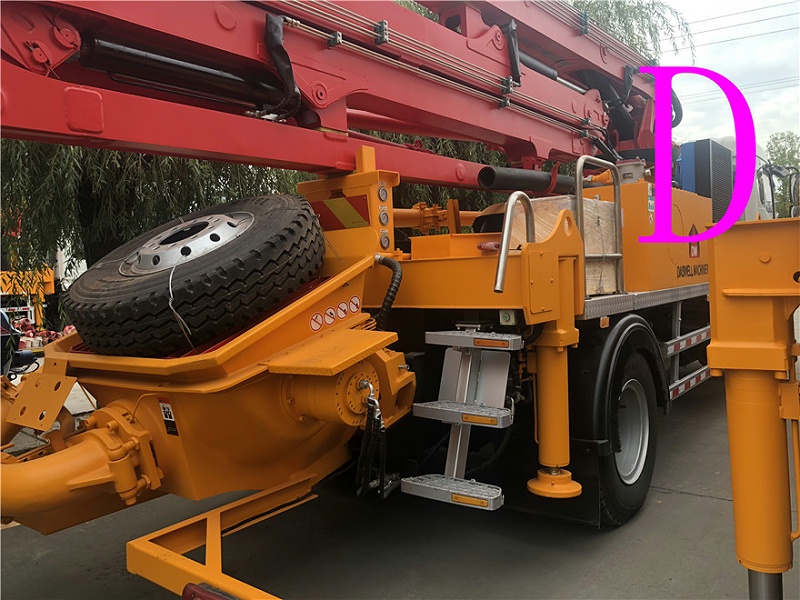 青島混凝土泵車價格 (12) 青島混凝土泵車價格 (12)