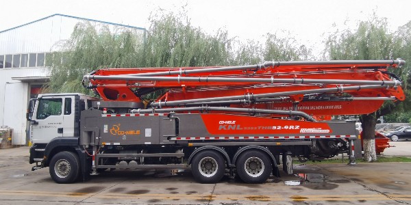 泵車施工過程中如何避免發生共振？