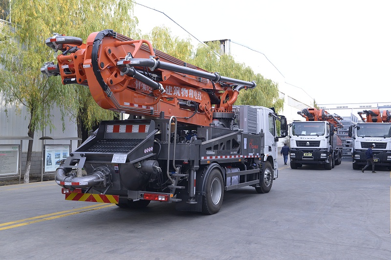 青島混凝土泵車價格 (2) 青島混凝土泵車價格 (2)