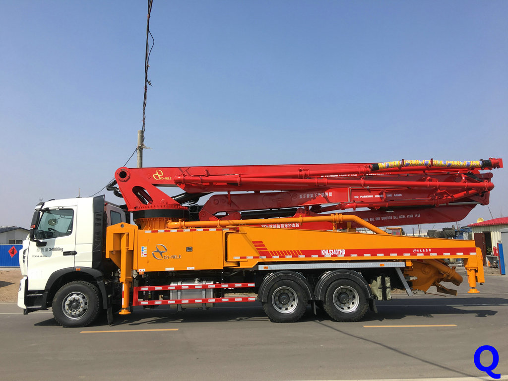 小型混凝土泵車 混凝土泵車 天泵 小型泵車 小型混凝土泵車 混凝土泵車 天泵 小型泵車