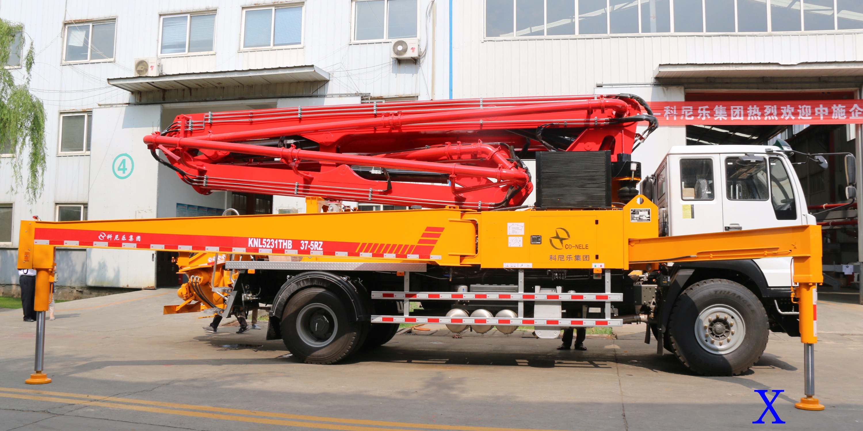 小型泵車伸展臂架時需要注意哪些？