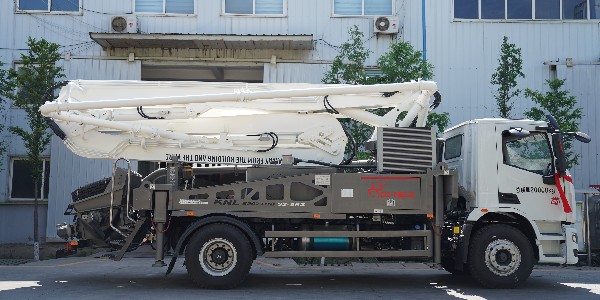 泵車不僅減輕施工的負擔，還能輕松施工