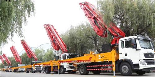 小型混凝土泵車混凝土液壓油乳化怎么辦？別急，小科來(lái)幫您