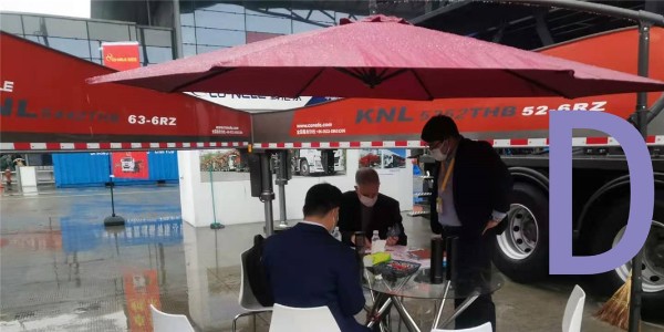 混凝土泵車在使用操作時，在以下五個部位和環(huán)節(jié)容易造成事故