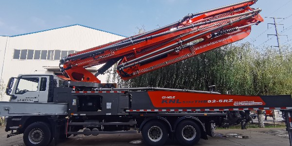 泵車(chē)怎么使用能更省油