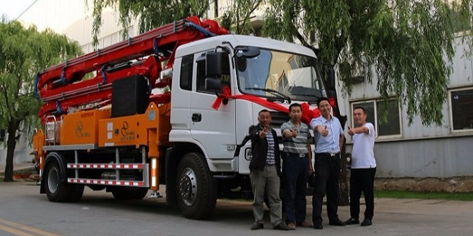 怎樣對小型泵車進行正確預熱