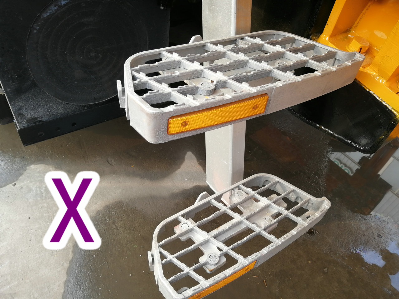 青島小型混凝土泵車價格 (35)