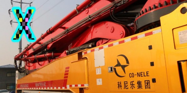 小型泵車在受限空間內，怎樣完美地實現單側支撐？—小科說事